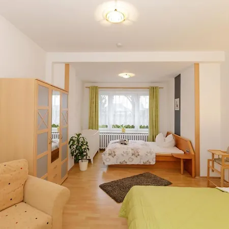 Apartment Fewo Pauline Ost Mit Terrasse *
